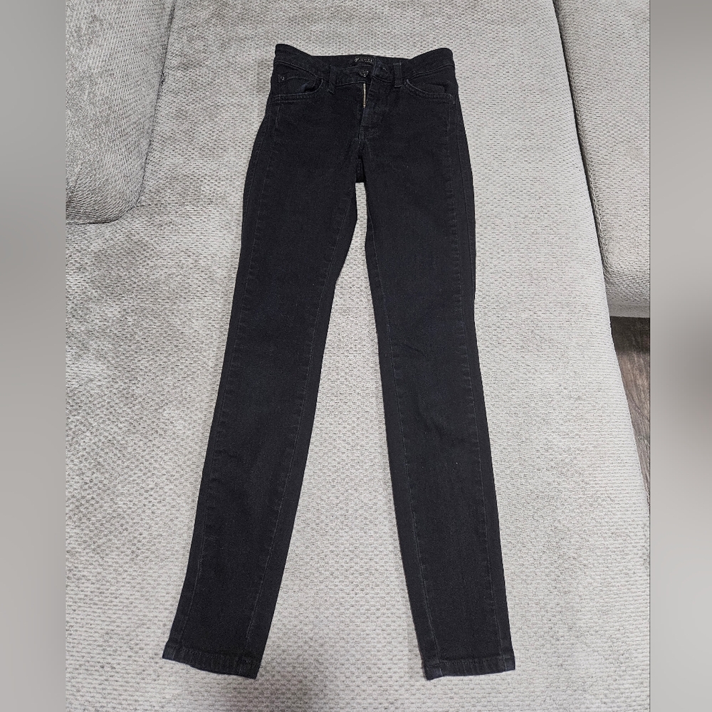 Like New! Black Guess Jeans, Size 24